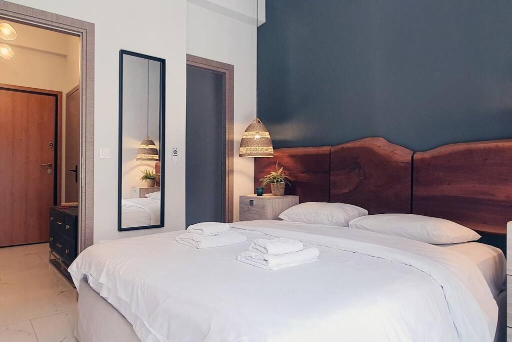 Hidden Gem On The Piraeus Coast Apartment Екстериор снимка